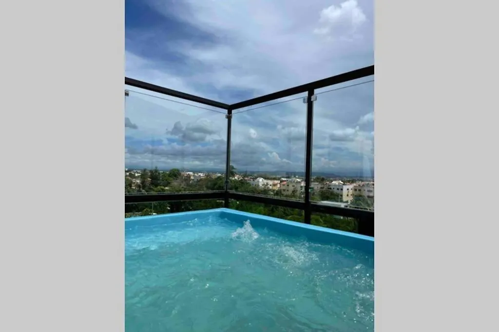 Penthouse: Private Jacuzzi, Terrace, And City View Santiago De Los Caballeros