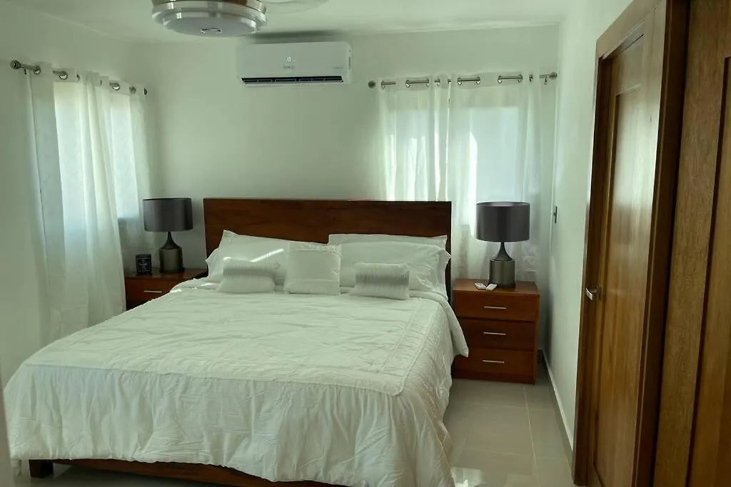 Penthouse: Private Jacuzzi, Terrace, And City View